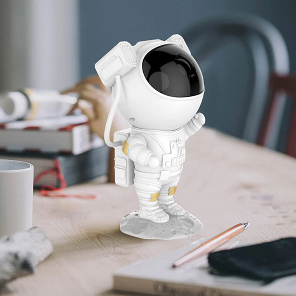 Astronaut night lamp