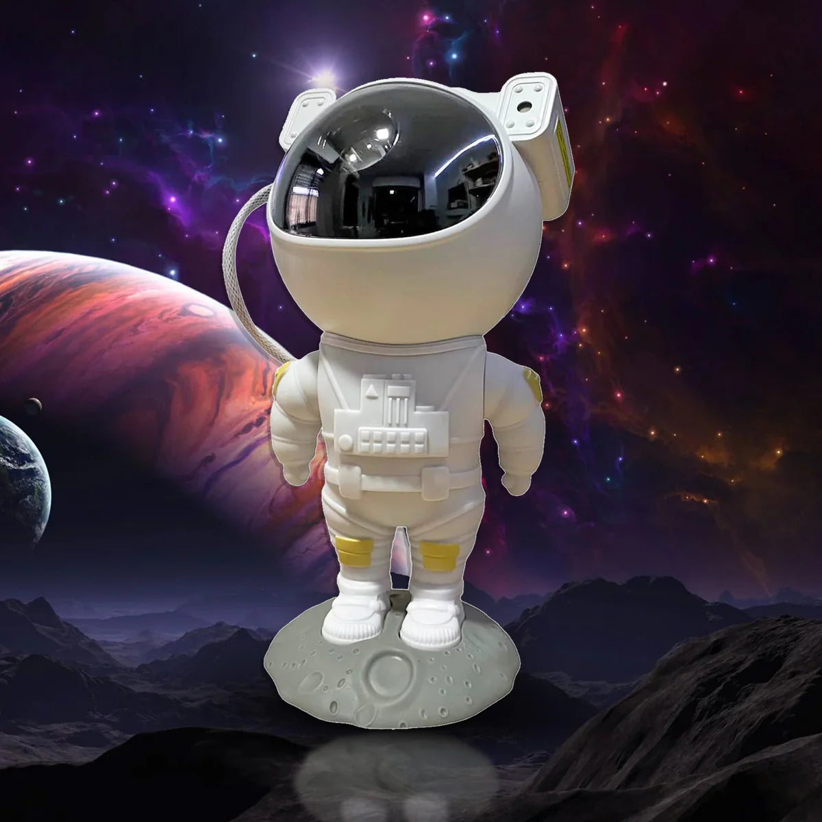 Astronaut night lamp